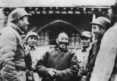 朱德与南泥湾2.jpg